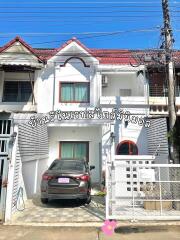 Townhouse for Sale in Nong Chom, San Sai