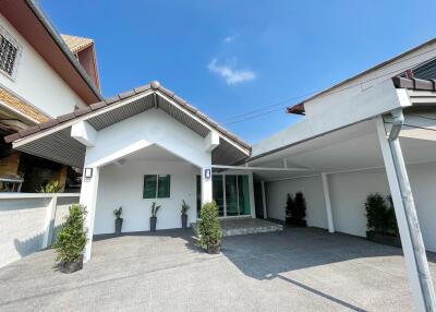 House for Sale in Suthep, Mueang Chiang Mai.