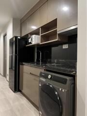 Condo for Rent at Ideo Q Victory