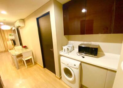 Condo for Rent at The Address Pathum Wan