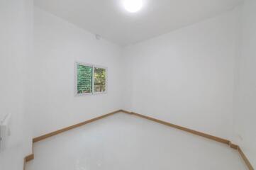 House for Sale in Tha Wang Tan, Saraphi.