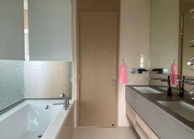 2-BR Condo at The Esse Asoke near MRT Sukhumvit