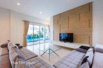 Contemporary 4 Bedroom Pool Villa with Stunning View from Roof Top Terrace for Sale in South of Hua Hin (fully furnished)