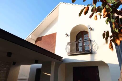 House for Sale in Pa Daet, Mueang Chiang Mai.