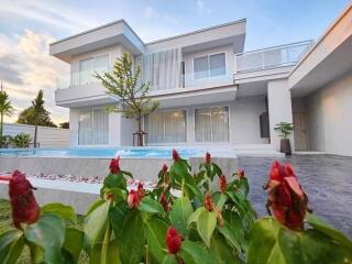 Pool Villa for Sale in San Sai