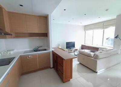 Condo for Rent at The Emporio Place