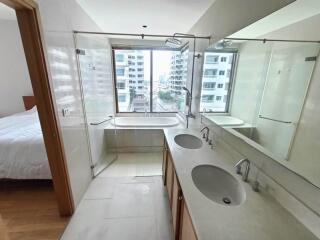 Condo for Rent at The Emporio Place