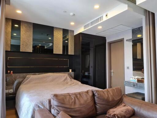 Condo for Rent at Ashton Chula-Silom