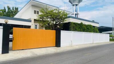 House for Sale in On Tai, San Kamphaeng.