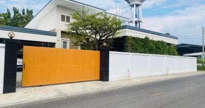 House for Sale in On Tai, San Kamphaeng.