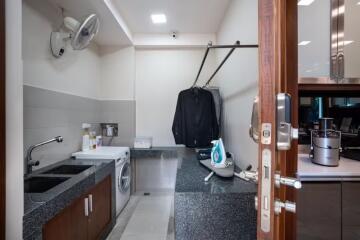 Townhouse for Sale in Suthep, Mueang Chiang Mai