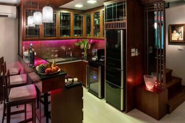 Townhouse for Sale in Suthep, Mueang Chiang Mai