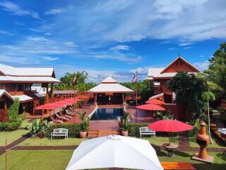 Lanna Resort with Swimming Pool