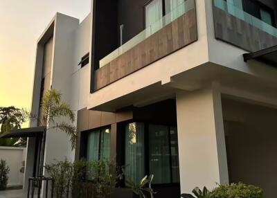 Townhouse for Rent in Ban Waen, Hang Dong