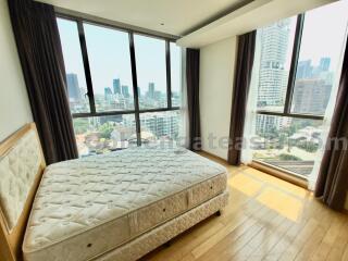 2 Bedrooms modern condo with Balcony - Sukhumvit 49