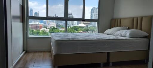 Condo for Rent at Lumpini Place Rama 4 - Kluai Nam Thai