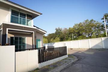 180 ตรม., 3 ห้องนอน, 4 ห้องน้ำ บ้าน ราคา ฿ 4,650,000