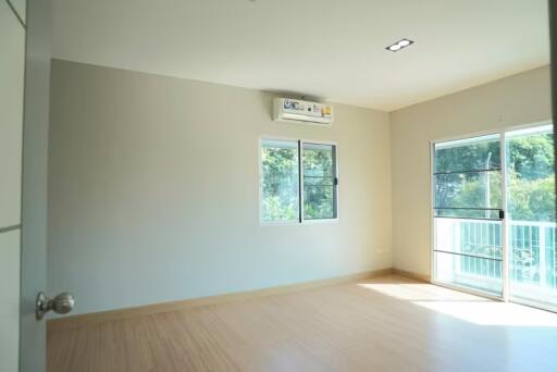 180 ตรม., 3 ห้องนอน, 4 ห้องน้ำ บ้าน ราคา ฿ 4,650,000