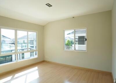 180 ตรม., 3 ห้องนอน, 4 ห้องน้ำ บ้าน ราคา ฿ 4,650,000