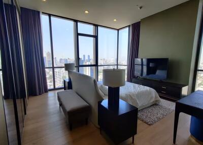 Condo for Rent at The Monument Thong Lor