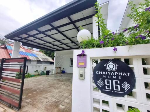 180 ตรม., 3 ห้องนอน, 3 ห้องน้ำ บ้าน ราคา ฿ 3,690,000