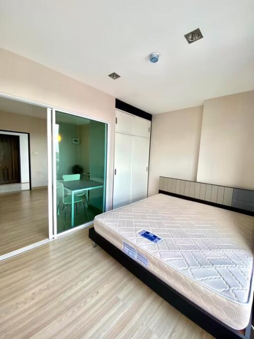Condo for Sale at One Plus 19