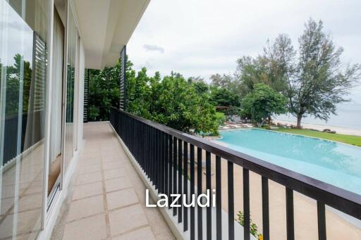 Luxury 3 bed Seaview condo