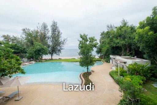 Luxury 3 bed Seaview condo