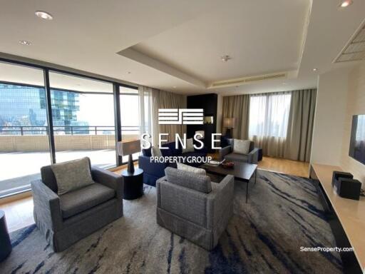 spacious terrace 2 bed for rent at emporium suite