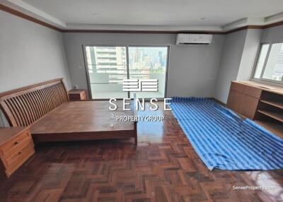 spacious 3 bed for sale in promphong
