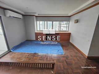 spacious 3 bed for sale in promphong