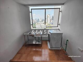 spacious 3 bed for sale in promphong