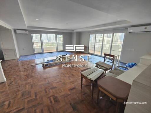 spacious 3 bed for sale in promphong