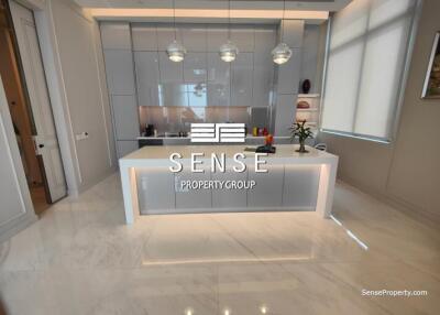 Luxurious prime area Penthouse for sale in Asoke