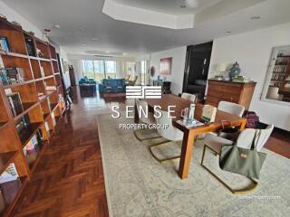 spacious 4 bed for rent at Charan mansion