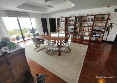 spacious 4 bed for rent at Charan mansion