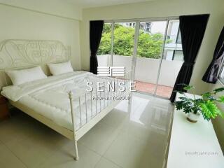 Spacious 4 bed townhouse for rent in sukhumvit