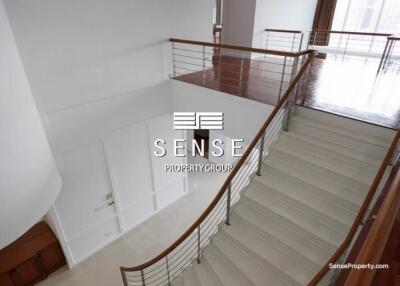 Spacious 4 bed for rent at Grand Sethiwan