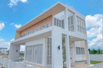 Minimalist House @Tha Rua