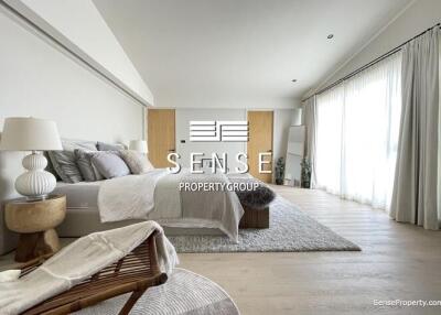 amazing 3 bed townhouse for rent in Sukhumvit