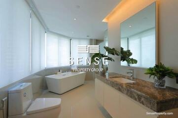 Fantastic 4 bed duplex for rent in Phrom Phong