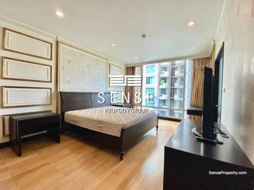 Large 4 Bed with Balcony for Rent at Park Chidlom