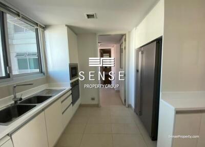Homey 3 bed kid friendly for rent near asoke
