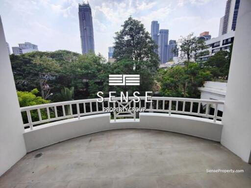 Upscale 4 Bedroom for rent in Thonglor