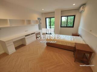 Upscale 4 Bedroom for rent in Thonglor