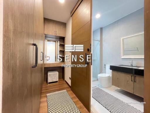 Luxurious 4 Bed Townhouse in Silom