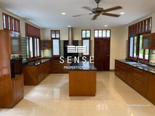 Exclusive 5 bed house for rent in Ekkamai