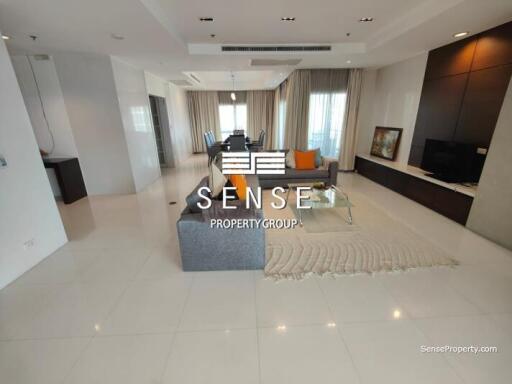 Gorgeous 4 bed duplex for rent in Lumphini