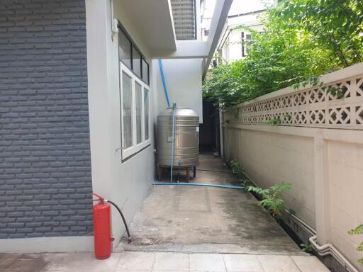 House for Rent in Huai Khwang.