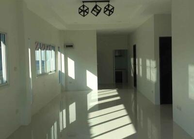 House for Sale in Tha Wang Tan, Saraphi.